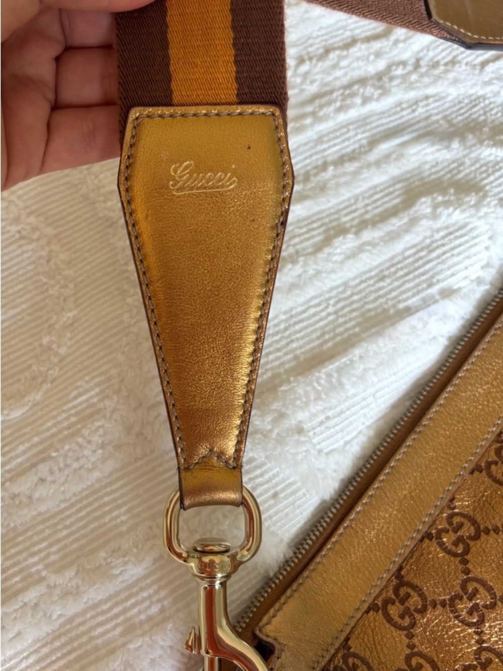 Gucci Metallic Gold Shoulder Bag with Canvas Strap - Picture 3 of 12